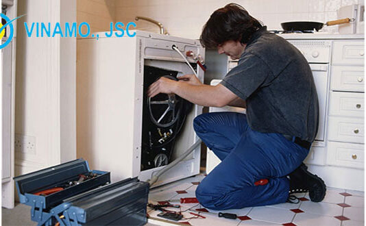 Thay Càng Máy Giặt Cửa Ngang – Dịch Vụ Trọn Gói Liên hệ Vinamo thay dây curoa máy giặt giá rẻ